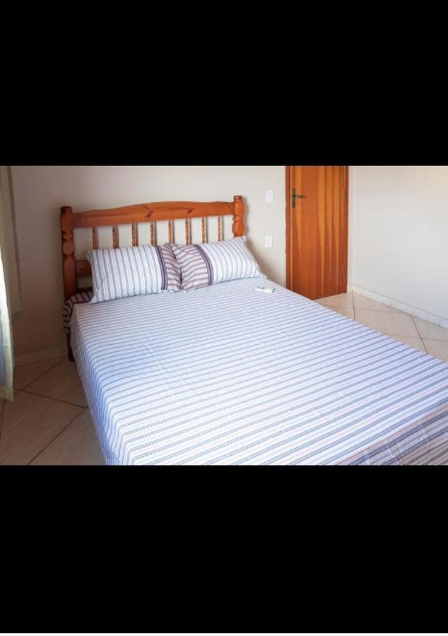 Barracudahostel Cabo Frio Bagian luar foto
