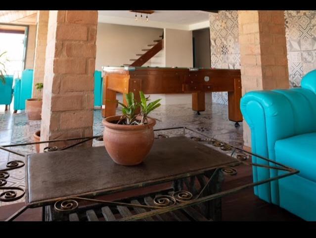 Barracudahostel Cabo Frio Bagian luar foto